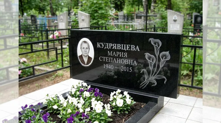 Памятник с гравировкой калл — выполненная работа «Кудрявцева» в Набережных Челнах
