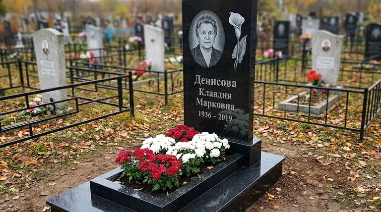 Памятник с гравировкой калл — выполненная работа «Денисова» в Набережных Челнах