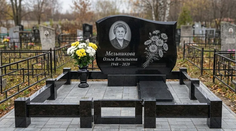 Памятник с гравировкой ромашек — выполненная работа «Мельникова» в Набережных Челнах