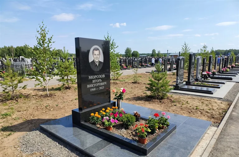 Новое городское (Копанское) кладбище в Краснодаре — открытые свежие участки