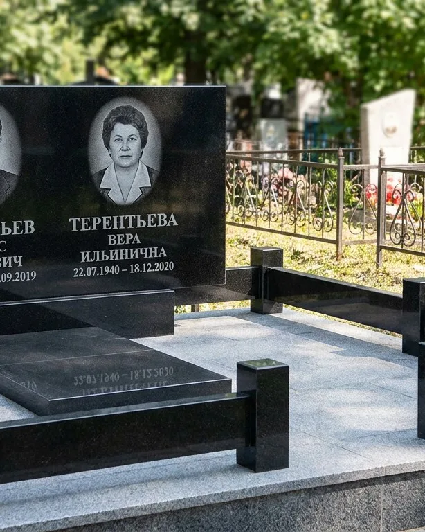 Премиум памятник под ключ с золочёной гравировкой в Набережных Челнах